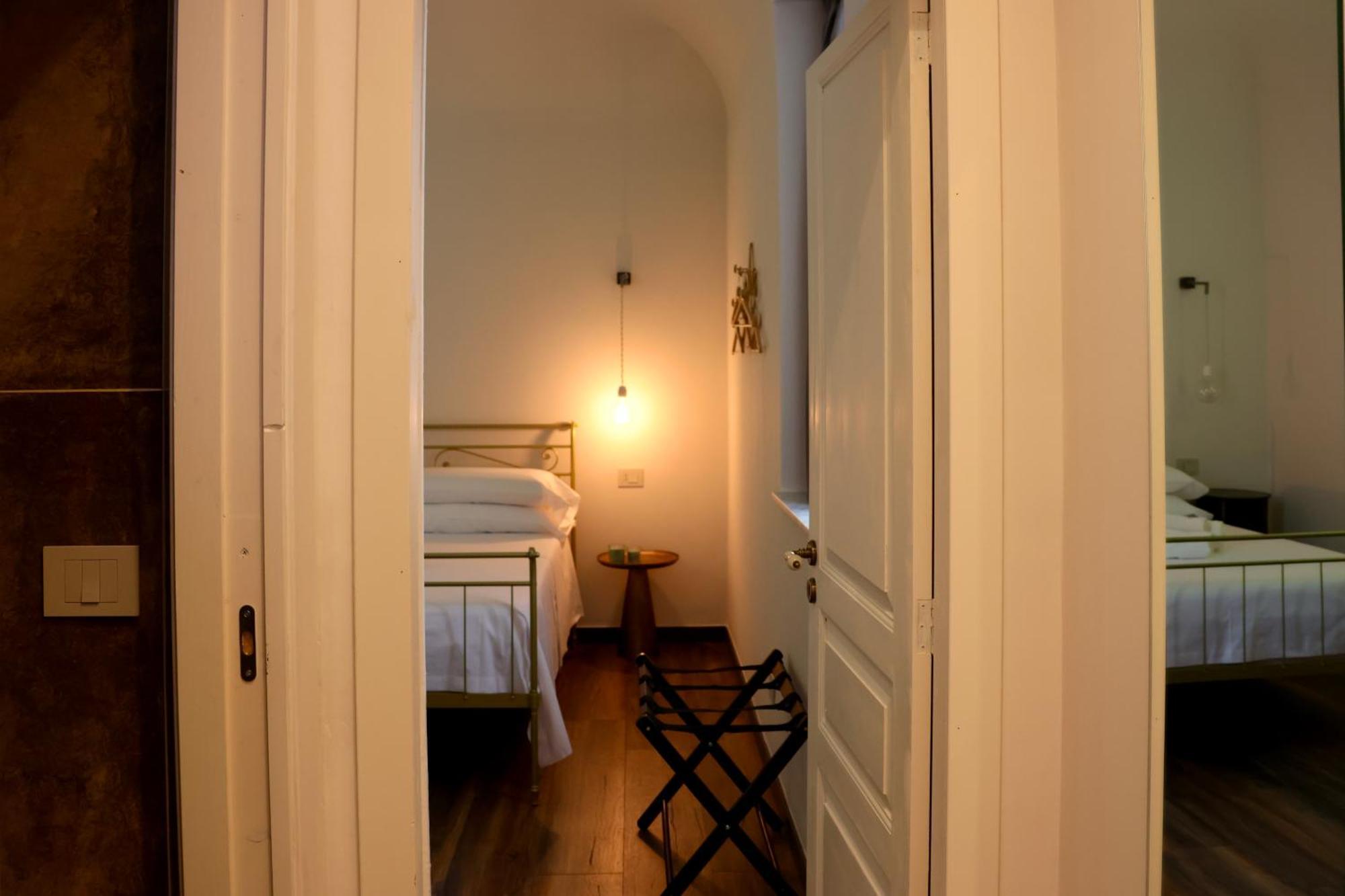 Holiday Lux Boutique Room Catania Phòng bức ảnh